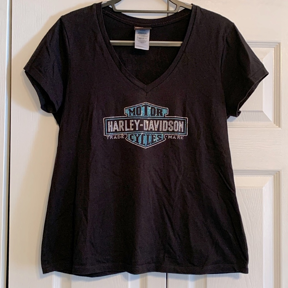 Harley Davidson, bedazzled logo v neck t shirt, size large, EUC